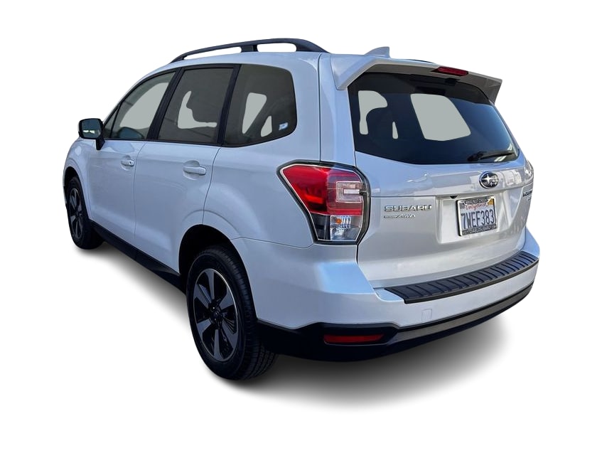 Thumbnail: 2017 Subaru Forester - 4