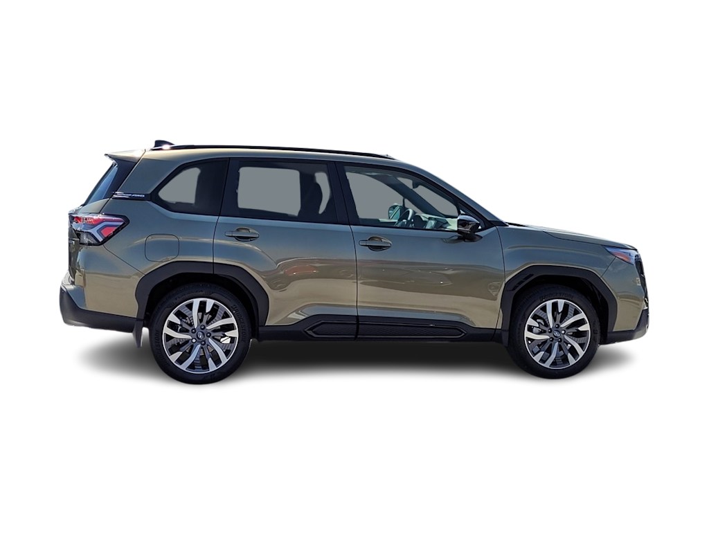 2025 Subaru Forester Touring 16