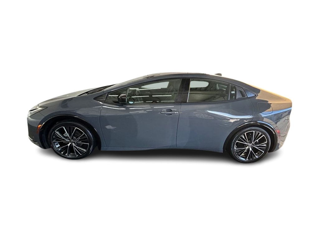 Thumbnail: 2023 Toyota Prius - 3