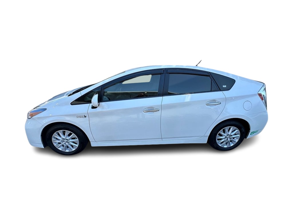 Thumbnail: 2014 Toyota Prius - 3