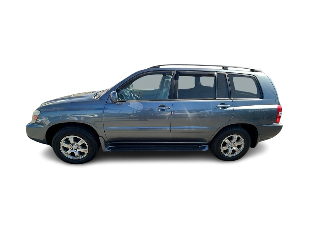 Thumbnail: 2005 Toyota Highlander - 3
