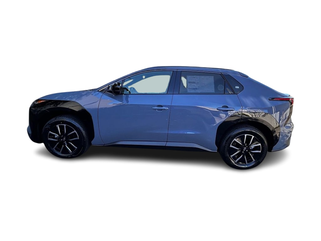 Thumbnail: 2026 Subaru Solterra - 3