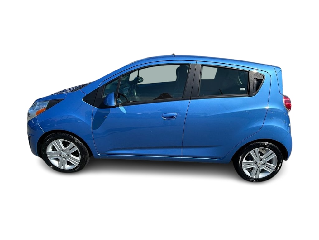 Thumbnail: 2014 Chevrolet Spark - 3