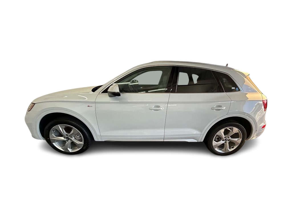 Thumbnail: 2022 Audi Q5 - 3