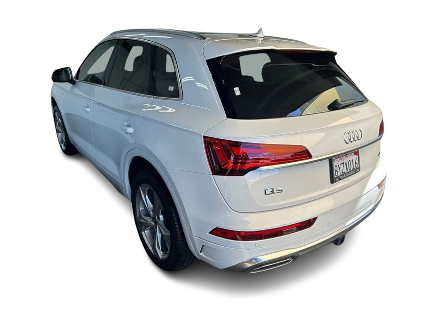 Thumbnail: 2022 Audi Q5 - 4
