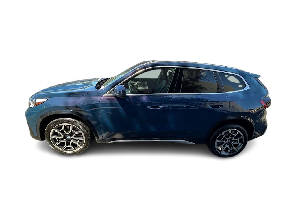 Thumbnail: 2026 BMW X1 - 3