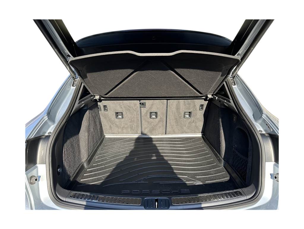 Thumbnail: 2021 Porsche Macan - 16