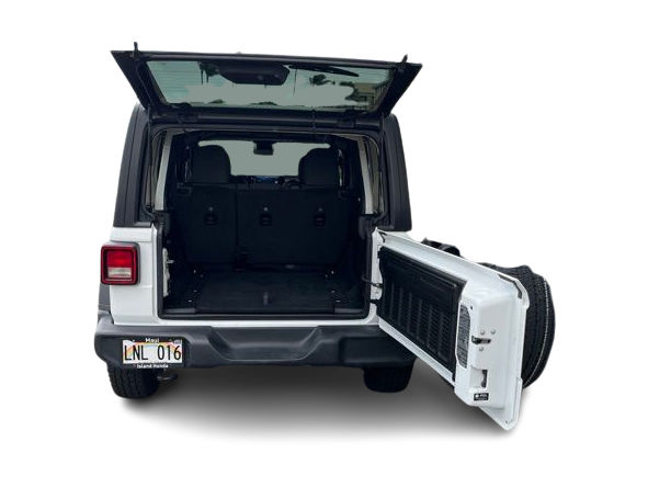 Thumbnail: 2024 Jeep Wrangler - 16