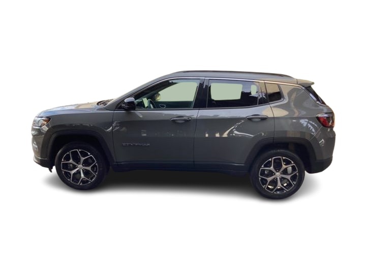 Thumbnail: 2024 Jeep Compass - 3