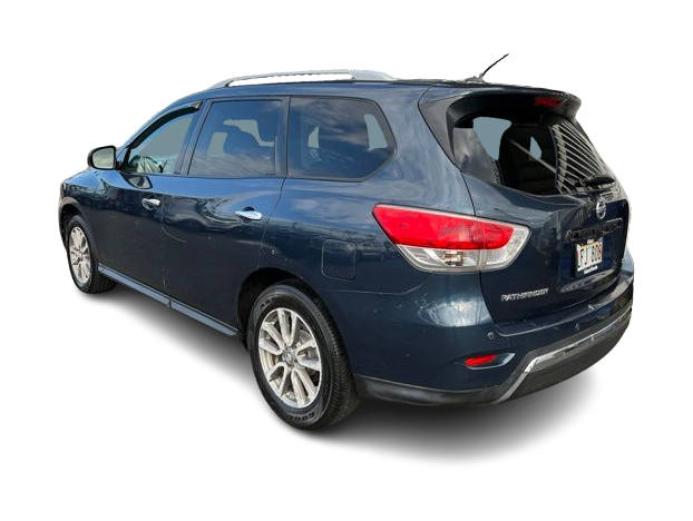 Thumbnail: 2015 Nissan Pathfinder - 4