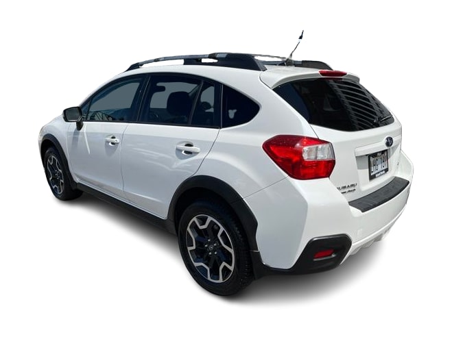 Thumbnail: 2017 Subaru Crosstrek - 4