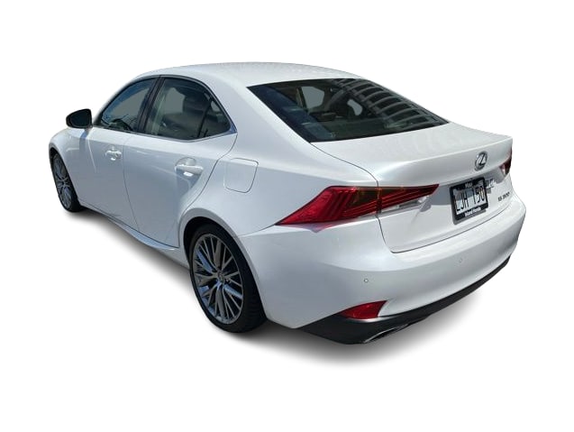 Thumbnail: 2018 Lexus IS - 4