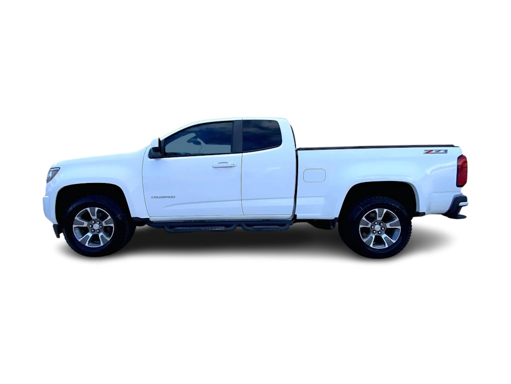 Thumbnail: 2016 Chevrolet Colorado - 3