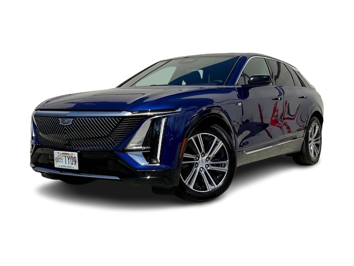 Used 2024 Cadillac LYRIQ Luxury 2 with VIN 1GYKPRRK2RZ106868 for sale in Hudson, WI