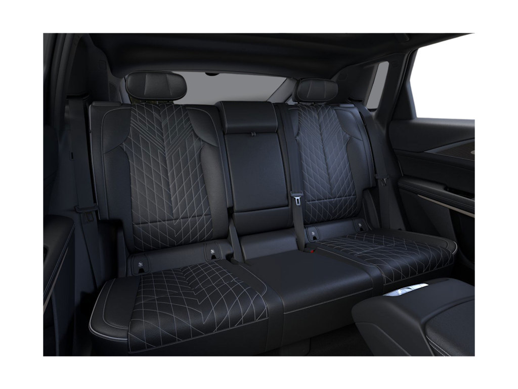 Thumbnail: 2026 Cadillac Lyriq - 10