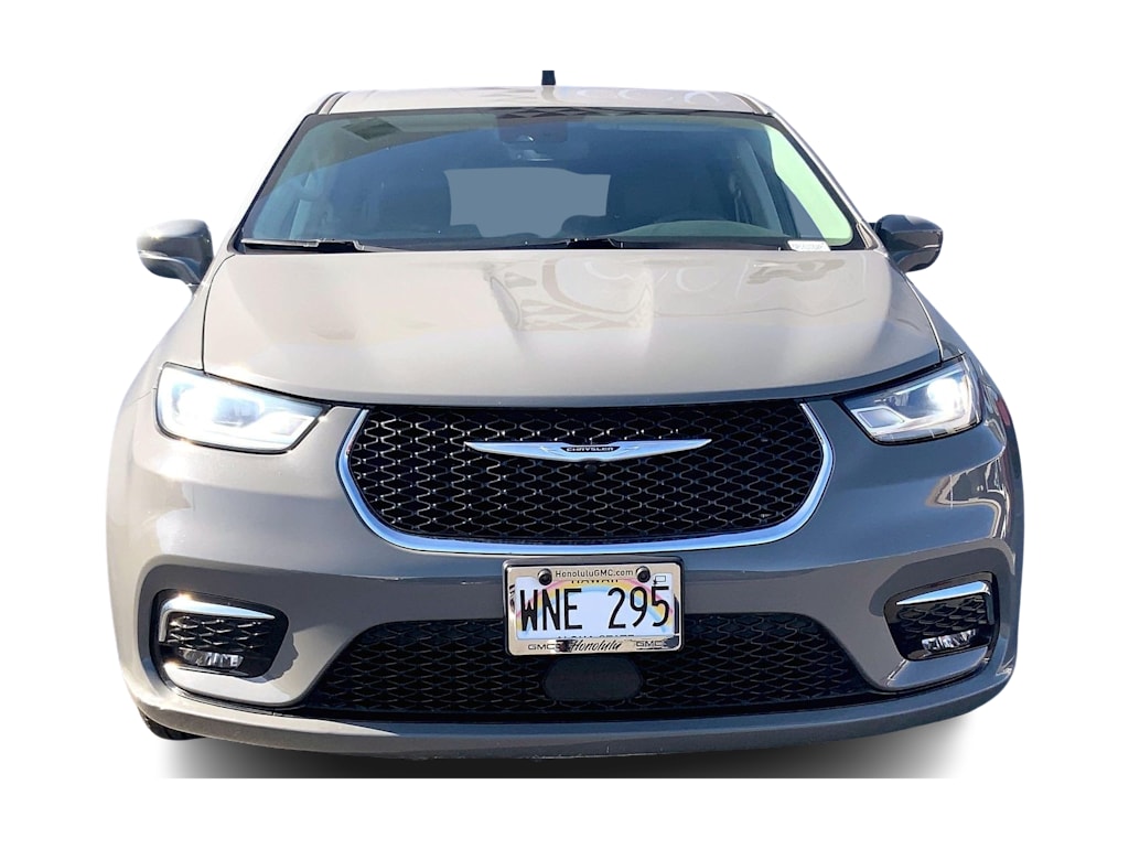 Thumbnail: 2022 Chrysler Pacifica - 5