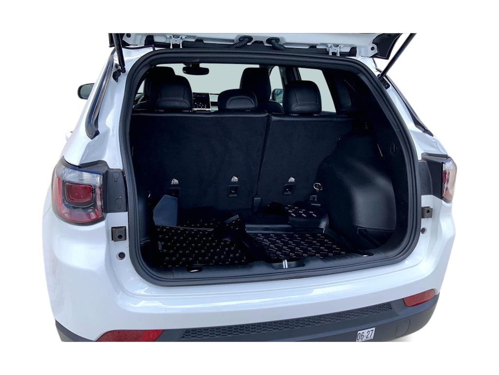 Thumbnail: 2022 Jeep Compass - 19