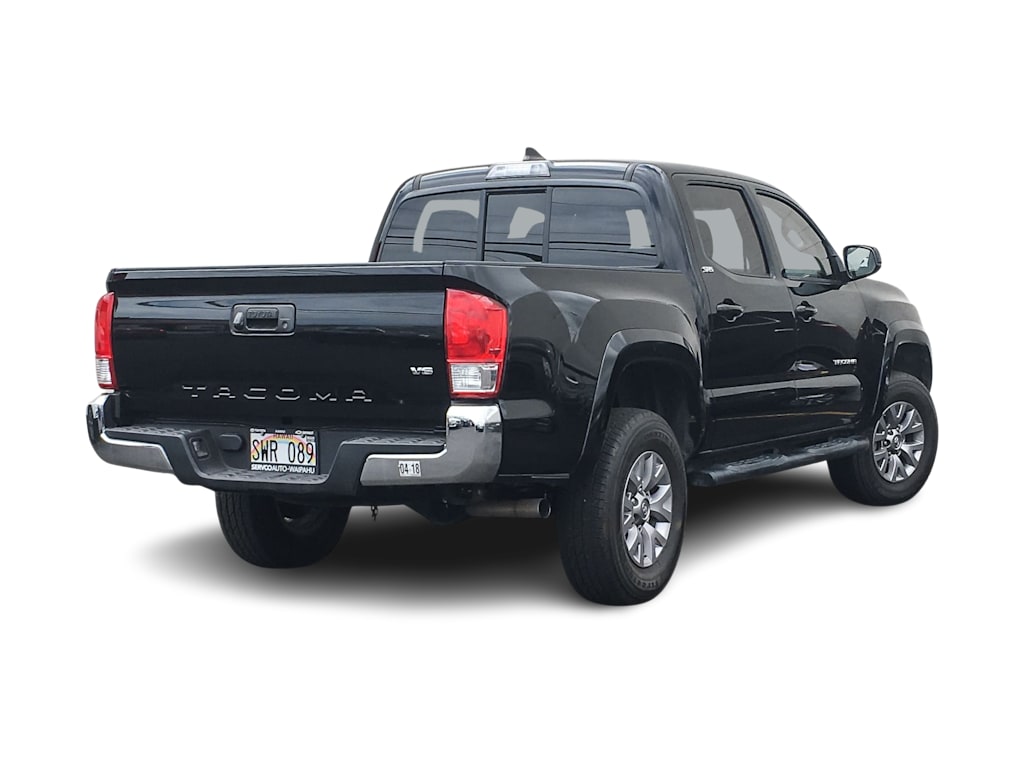 Thumbnail: 2016 Toyota Tacoma - 20