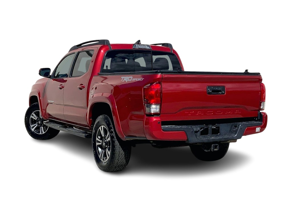 Thumbnail: 2017 Toyota Tacoma - 4