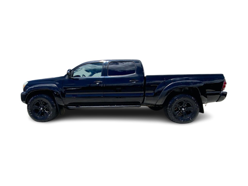 Thumbnail: 2014 Toyota Tacoma - 3