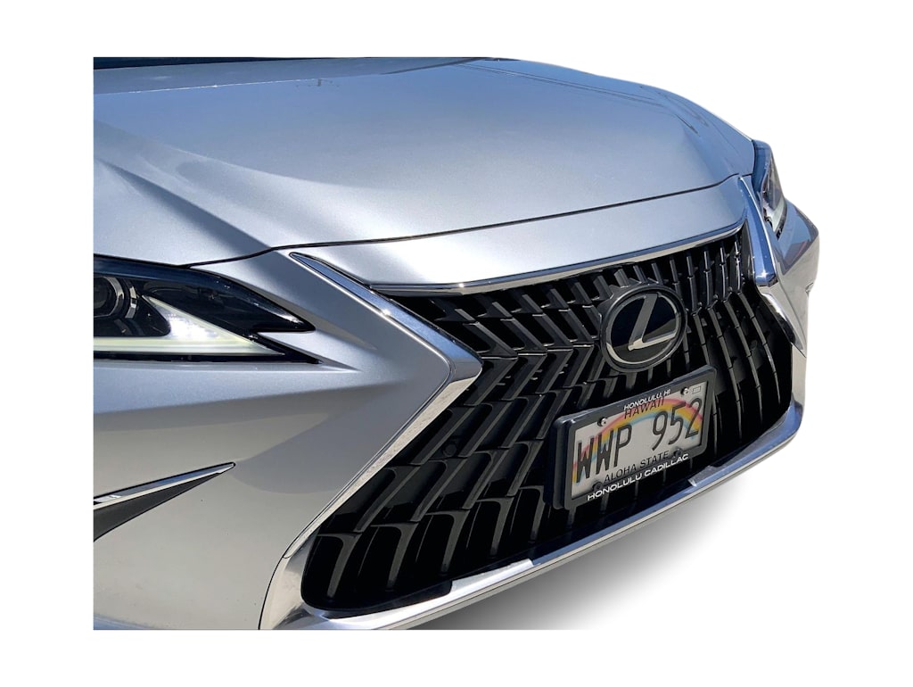Thumbnail: 2023 Lexus ES - 33