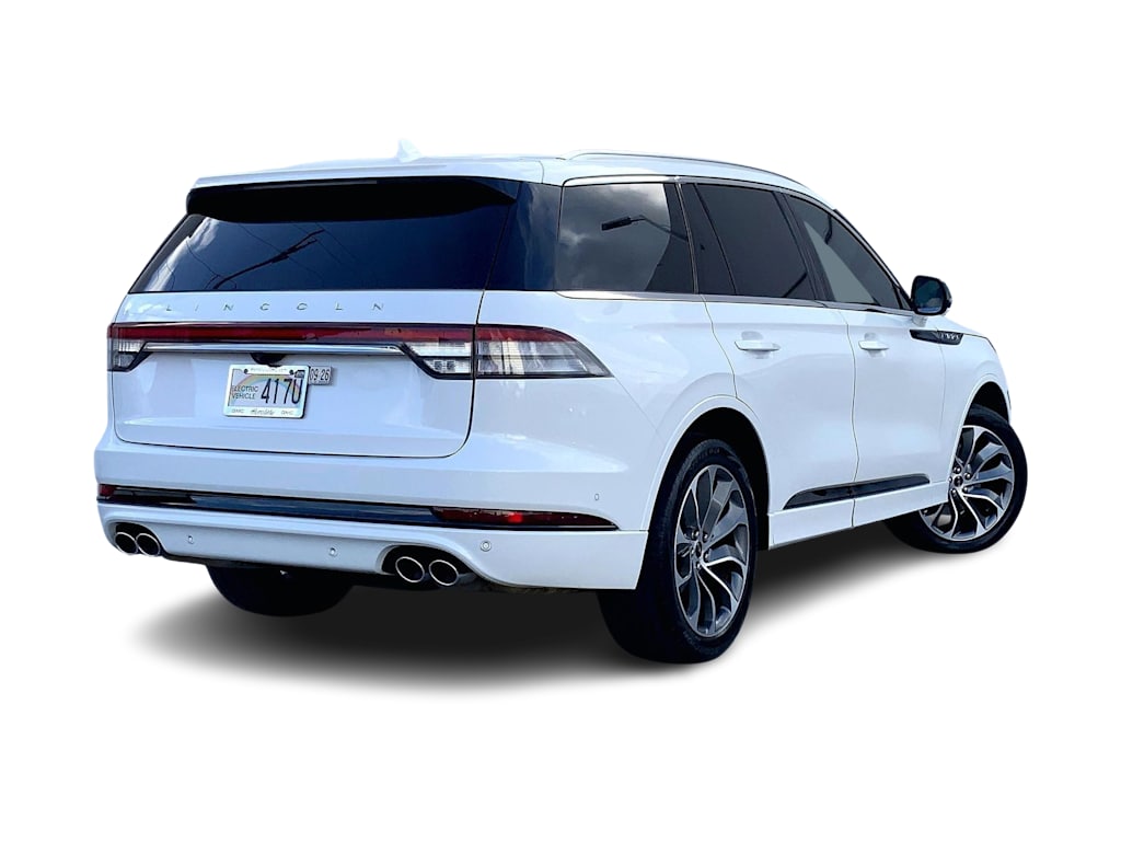 Thumbnail: 2021 Lincoln Aviator - 23