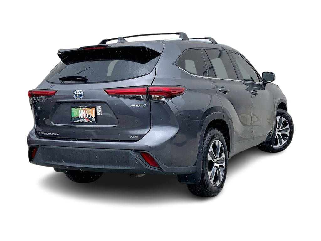 Thumbnail: 2022 Toyota Highlander - 23