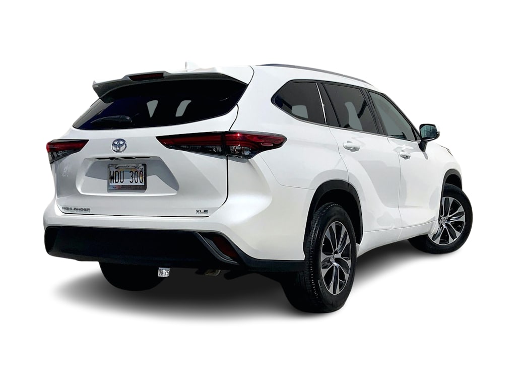 Thumbnail: 2021 Toyota Highlander - 23