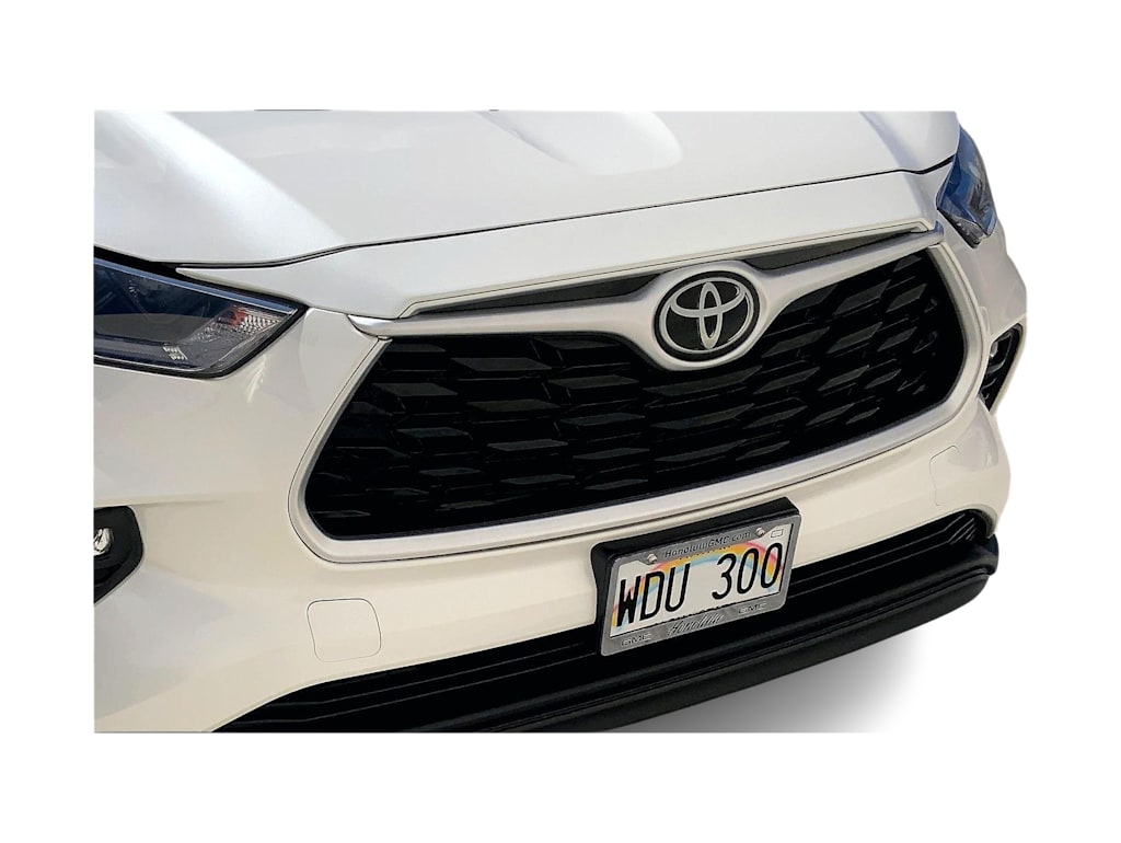 Thumbnail: 2021 Toyota Highlander - 33