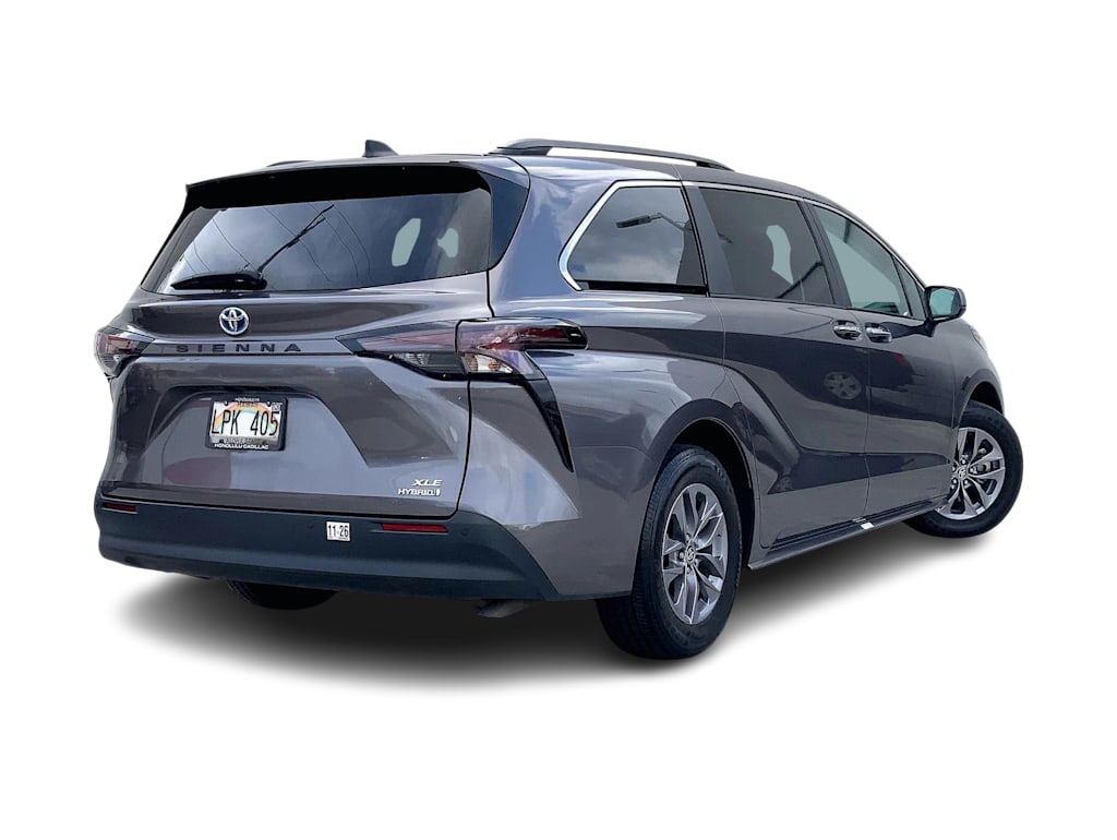Thumbnail: 2024 Toyota Sienna - 23
