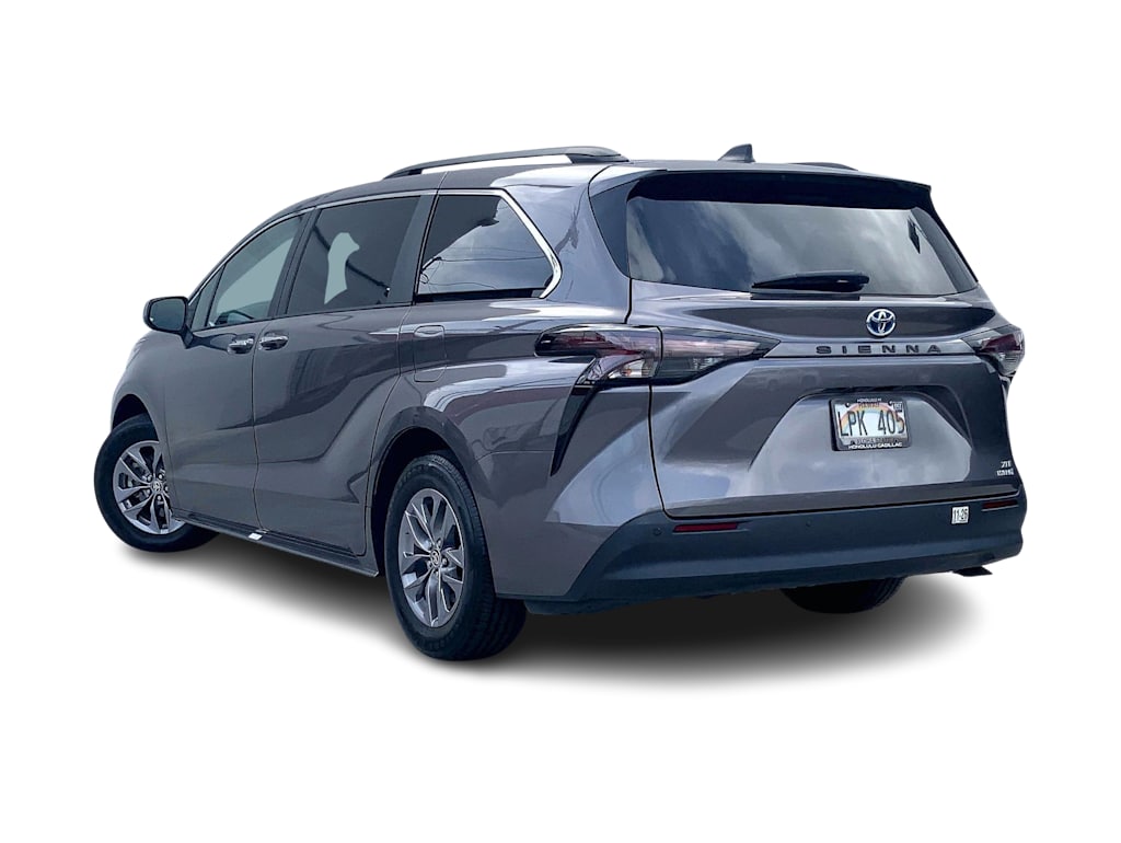 Thumbnail: 2024 Toyota Sienna - 4