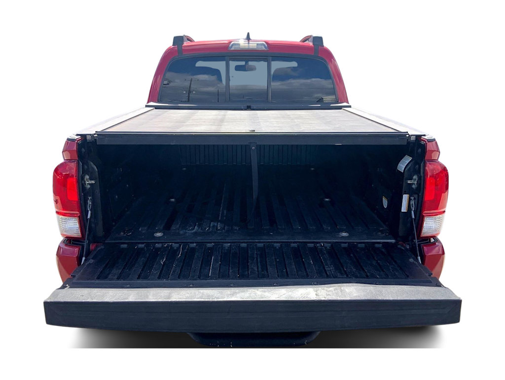 Thumbnail: 2016 Toyota Tacoma - 19