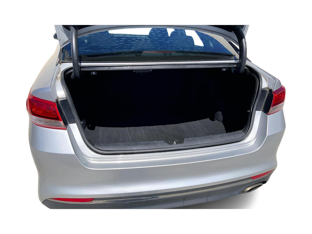 Thumbnail: 2017 Kia Optima - 19