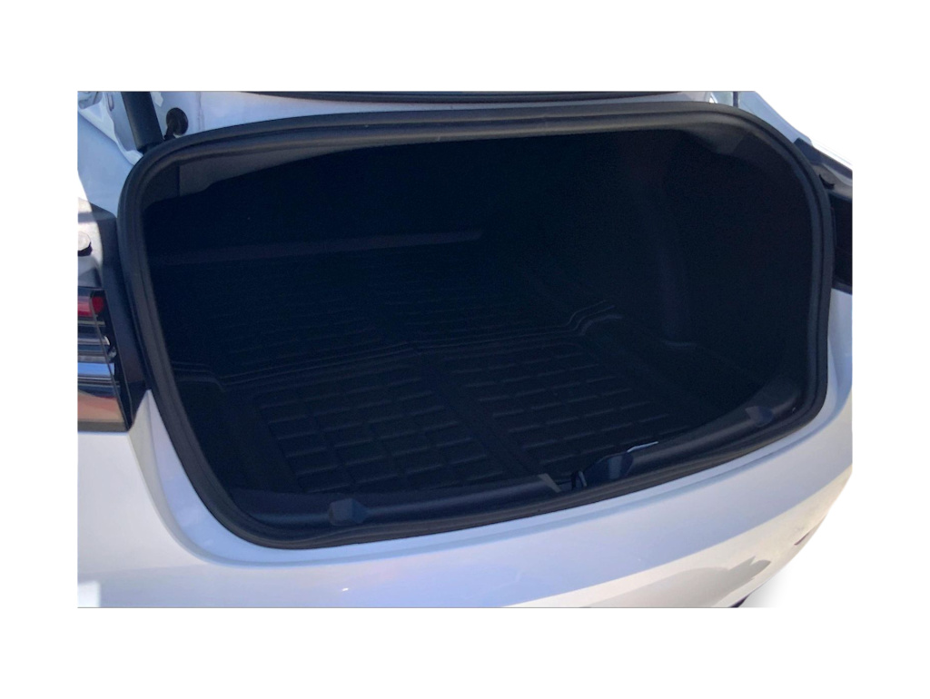 Thumbnail: 2023 Tesla Model 3 - 17