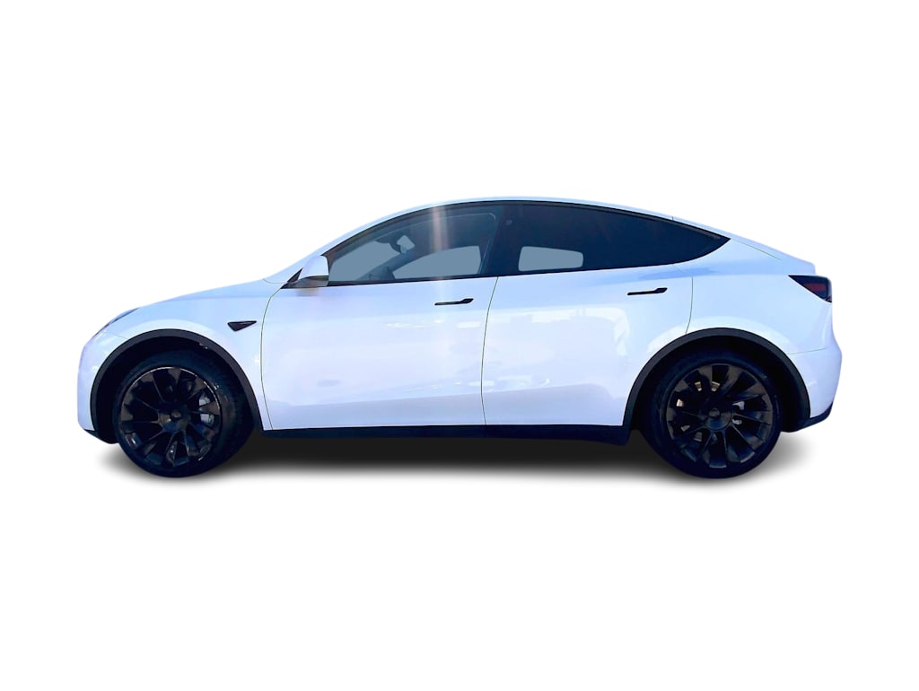 Thumbnail: 2025 Tesla Model Y - 3