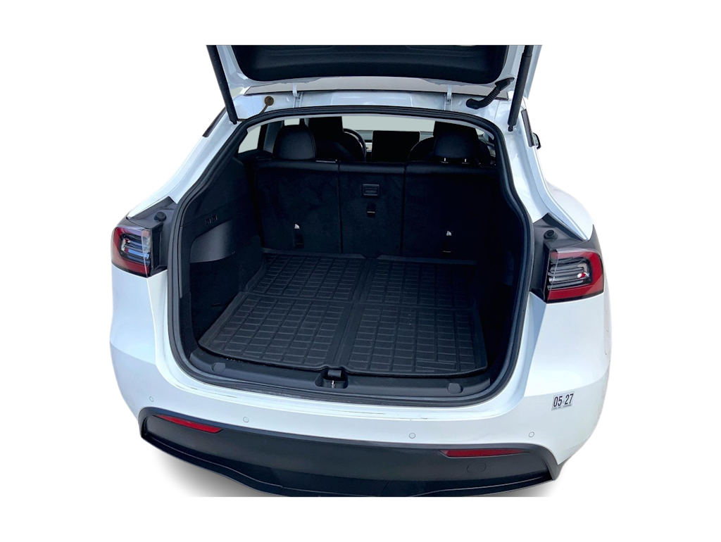 Thumbnail: 2023 Tesla Model Y - 19