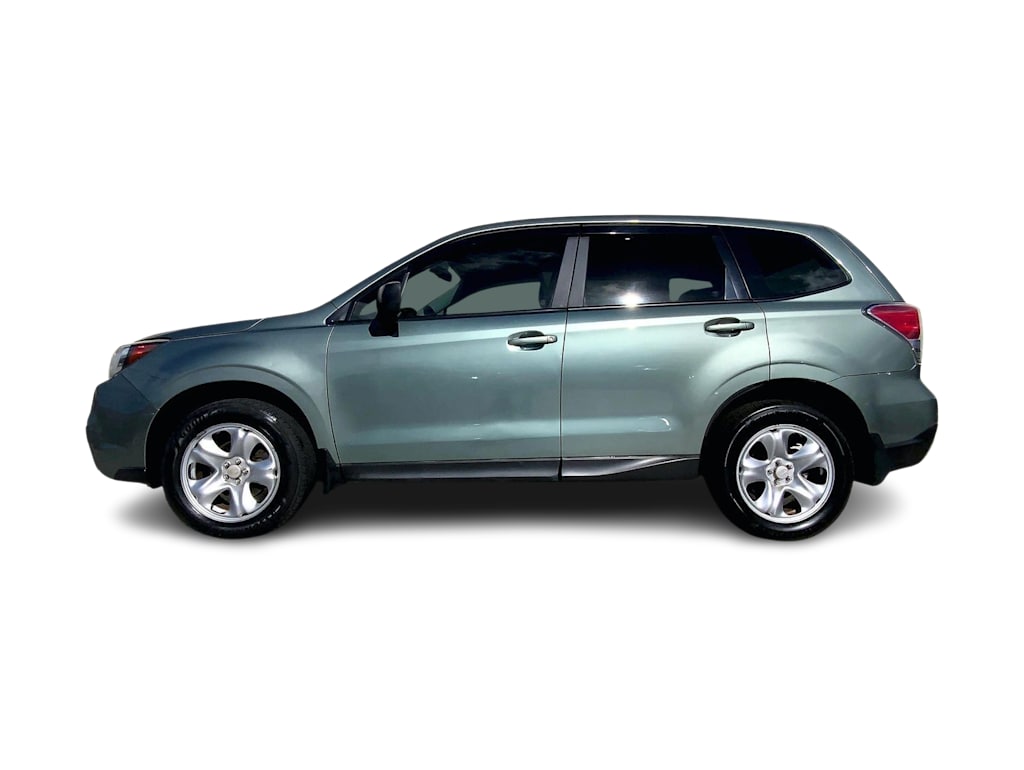 Thumbnail: 2017 Subaru Forester - 3
