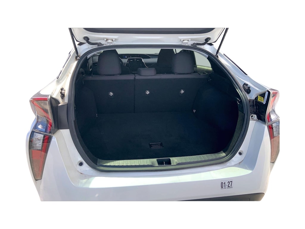 Thumbnail: 2016 Toyota Prius - 17