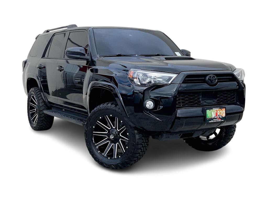 Thumbnail: 2020 Toyota 4Runner - 22