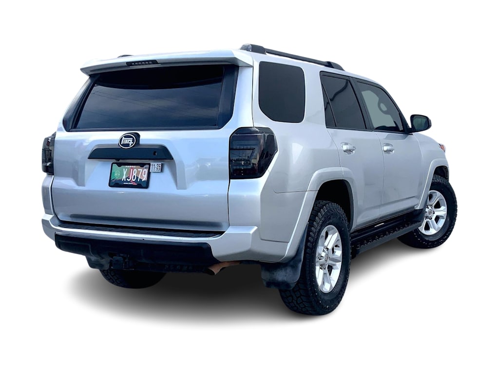 Thumbnail: 2016 Toyota 4Runner - 23