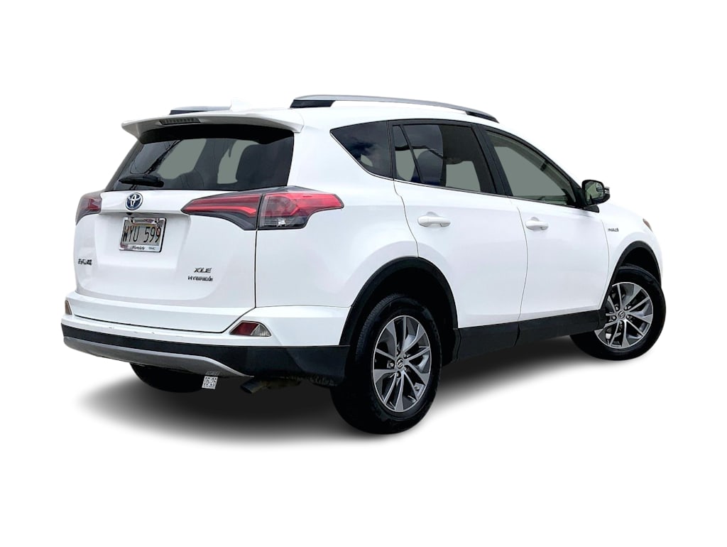 Thumbnail: 2017 Toyota RAV4 - 24
