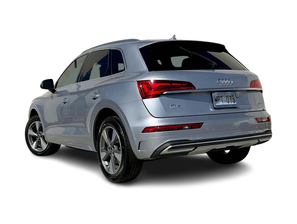 Thumbnail: 2022 Audi Q5 - 4