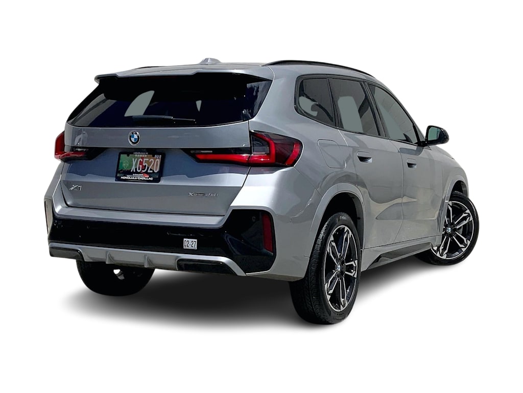 Thumbnail: 2023 BMW X1 - 24