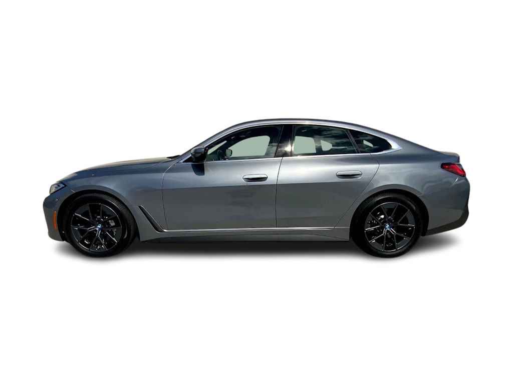 Thumbnail: 2022 BMW i4 - 3