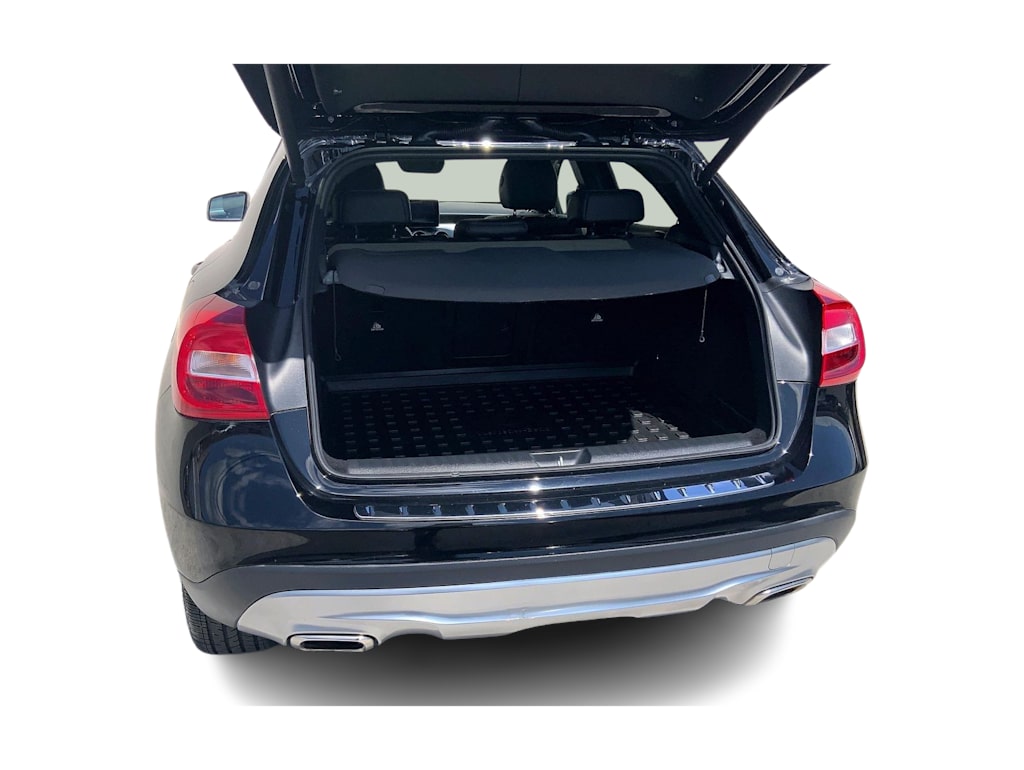 Thumbnail: 2017 Mercedes-Benz GLA - 19