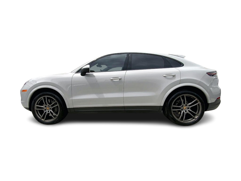 Thumbnail: 2021 Porsche Cayenne - 3