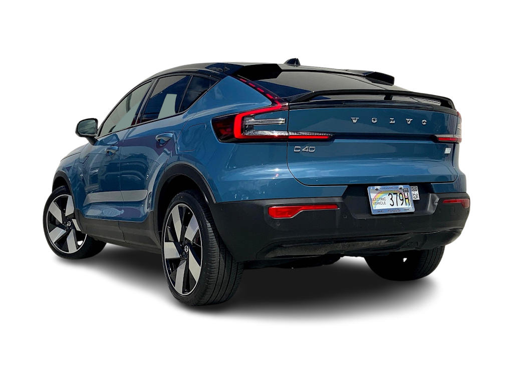 Thumbnail: 2022 Volvo C40 - 4