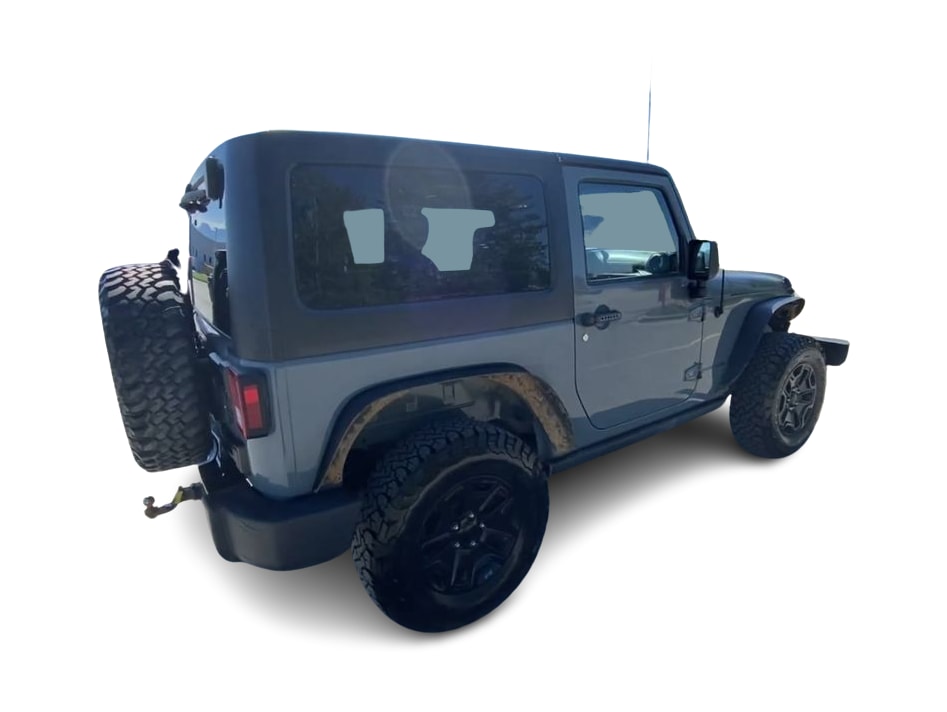 Thumbnail: 2015 Jeep Wrangler - 17