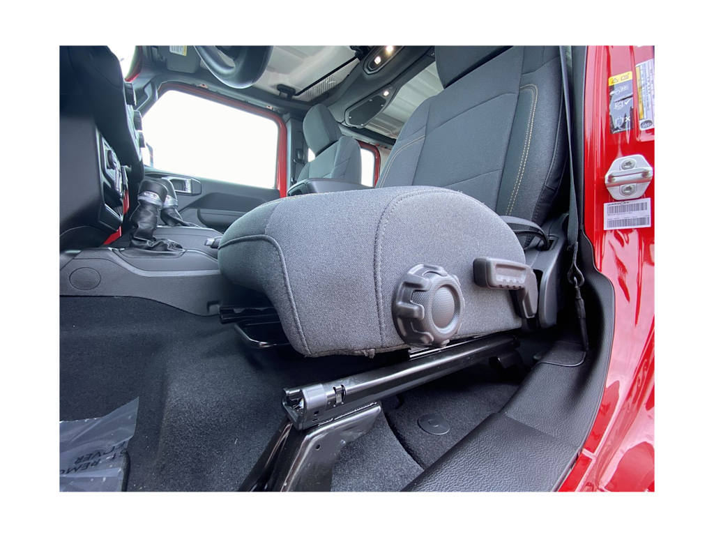 Thumbnail: 2025 Jeep Wrangler - 22