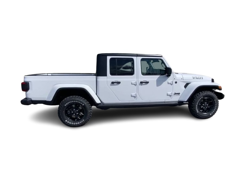 Thumbnail: 2025 Jeep Gladiator - 21